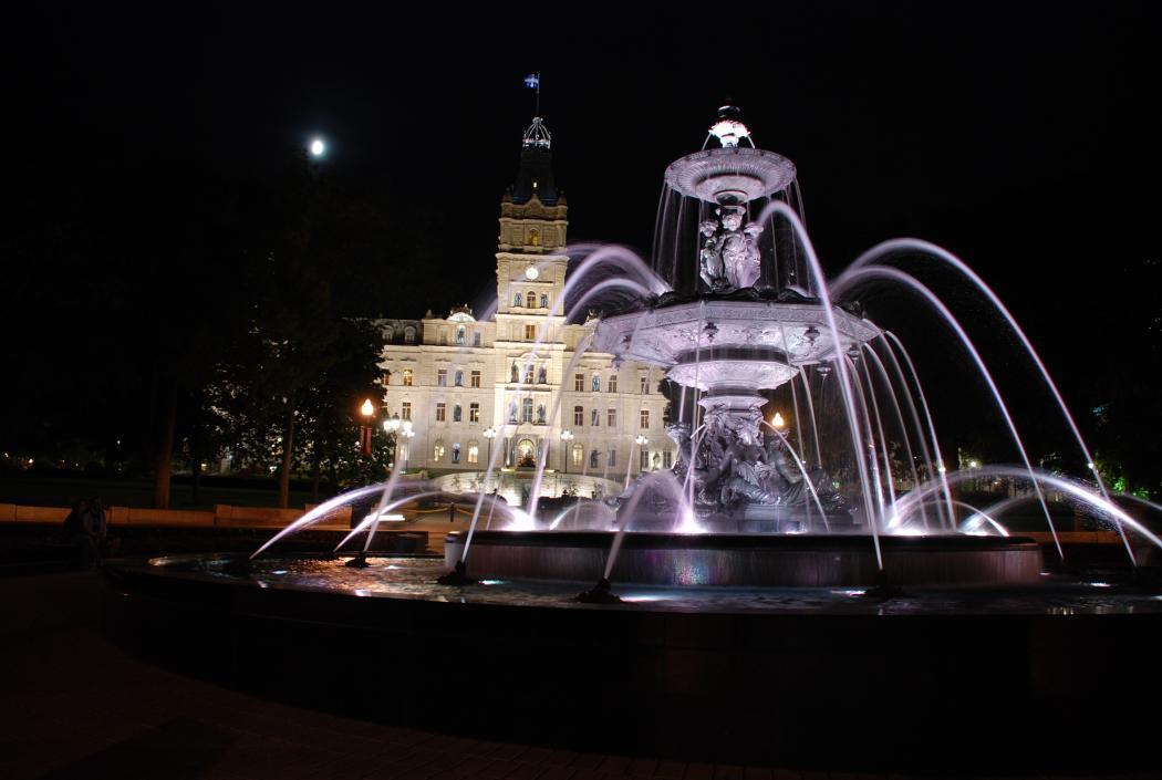 La fontaine de Tourny, à Québec Fontaine de Tourny